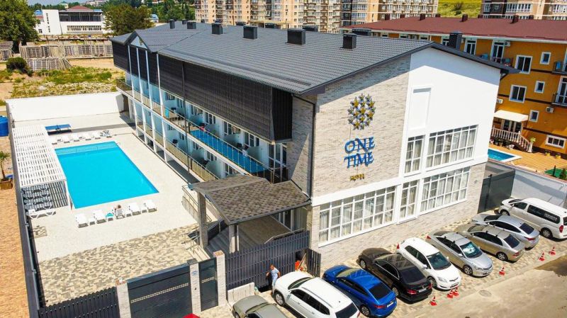 Отель "One Time"